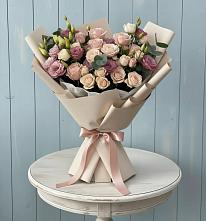 Букет цветов из:  Розы и Лизиантусы в Житнево