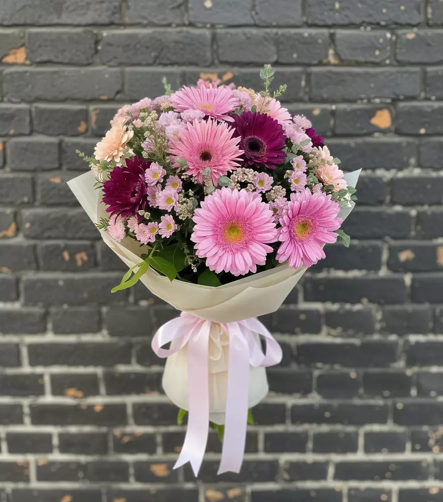 Букет цветов из: Герберы и Хризантемы в Житнево