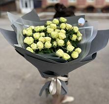 Букет Белые кустовые розы Солинеро в Житнево