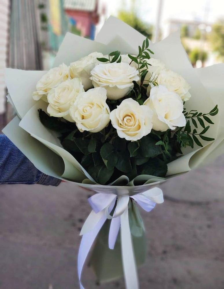 Букет Белые розы Проуд в Житнево