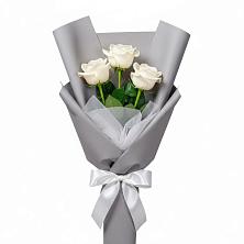 Букет 3 белые розы в Житнево