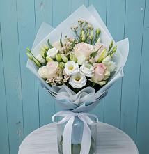 Букет цветов из:  Розы и Лизиантусы в Житнево