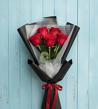 Букет в ритме города в Житнево Букет цветов из:  Розы в Житнево