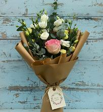 Букет цветов из:  Розы и Лизиантусы в Житнево