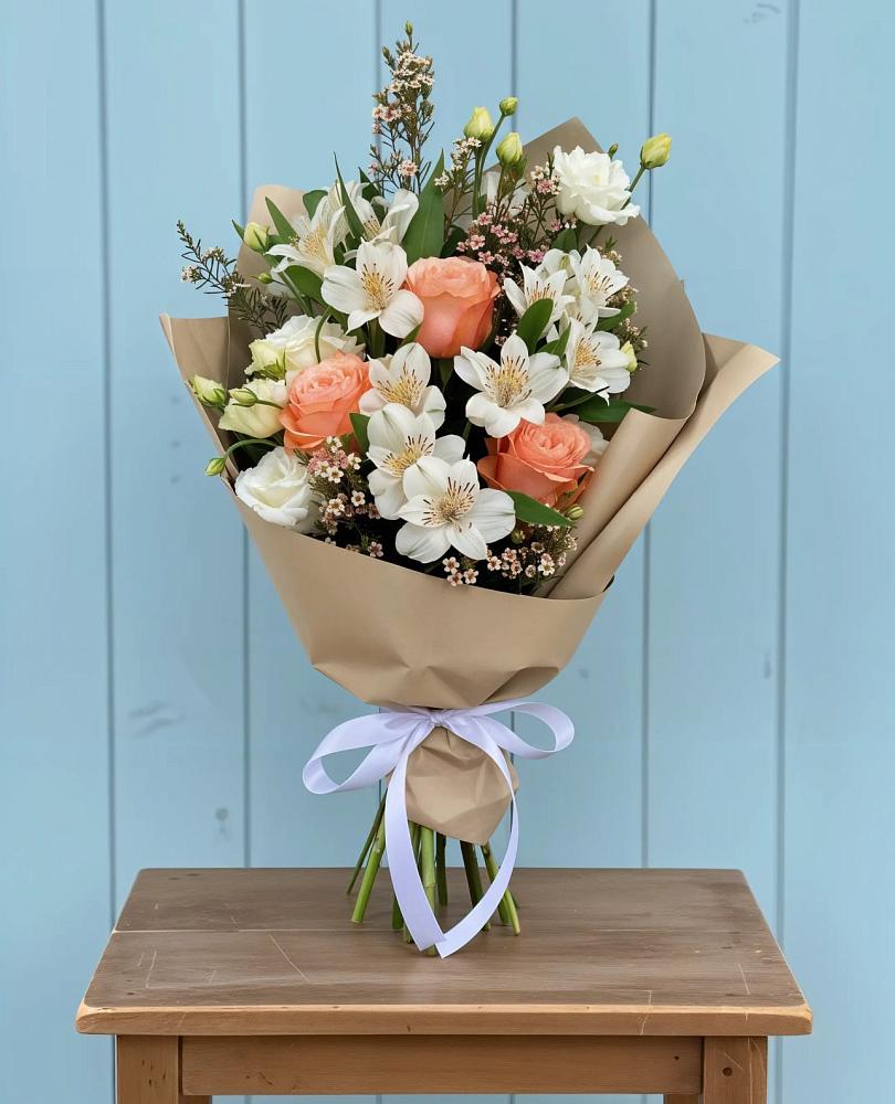 Букет цветов из: Альстромерии, Лизиантусы, Розы и Хризантемы в Житнево