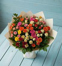 Букет Микс из разноцветных кустовых роз в Житнево